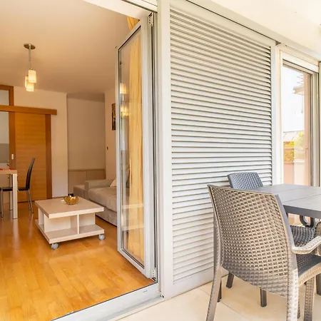 Acqua Blu Apartment *